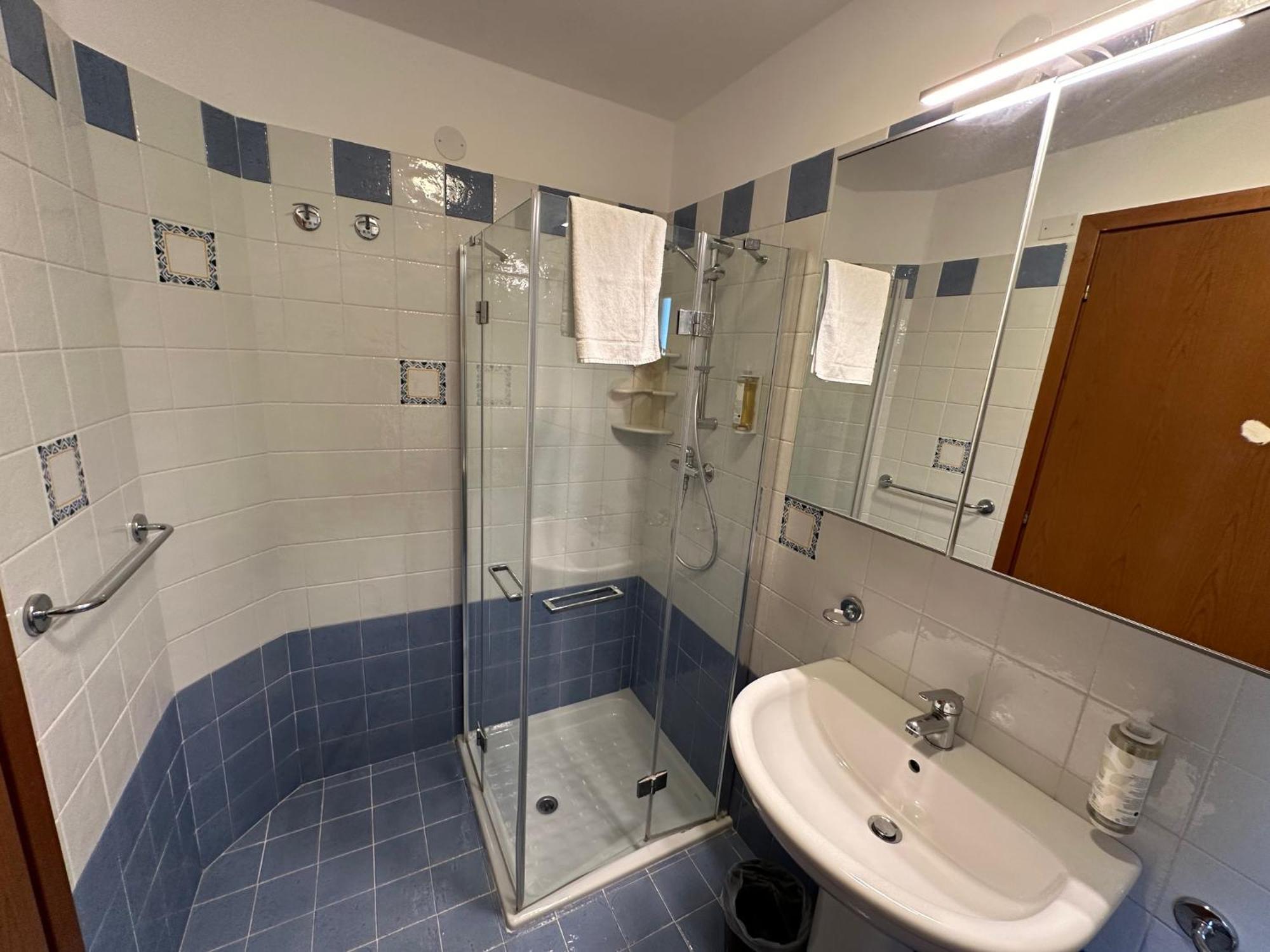 Residence Bristol Бибионе Экстерьер фото
